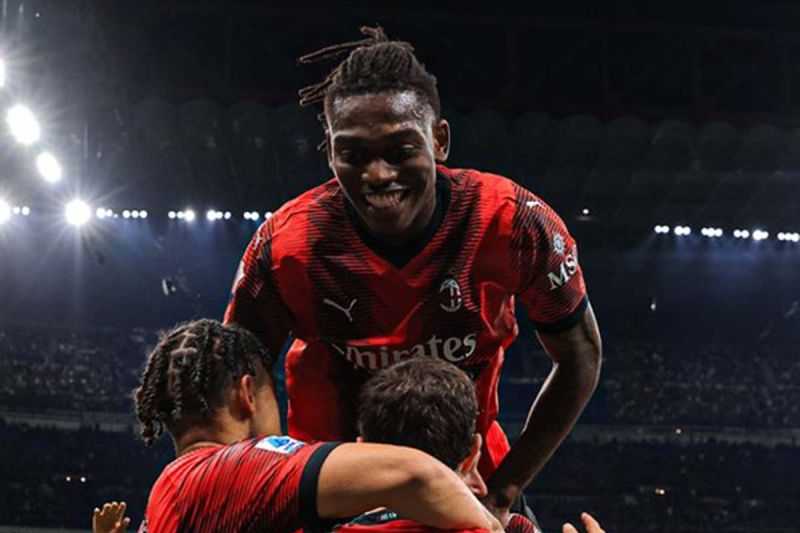 AC Milan Menang Meyakinkan 5-1 Lawan Cagliari