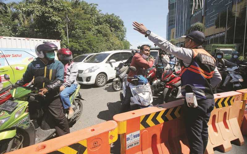 AKSES KE SURABAYA DITUTUP