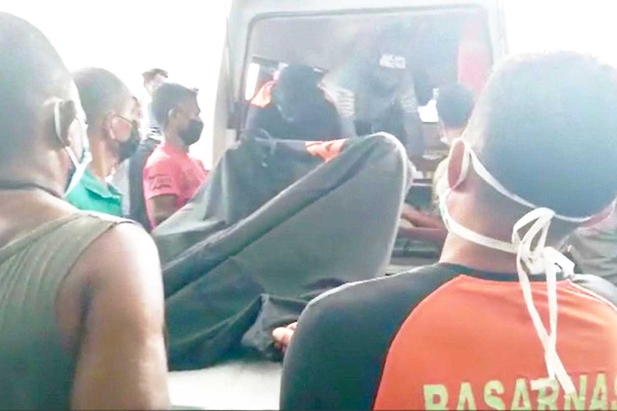 Anak Remaja yang Terseret Gelombang di Ende Ditemukan