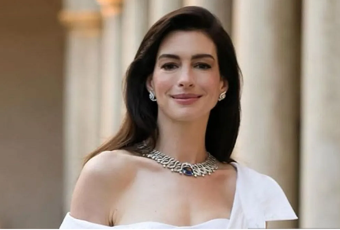 Anne Hathaway Konfirmasi Kembali ke "Princess Diaries 3"