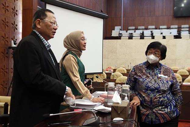 Bahas RKA Kementerian LHK