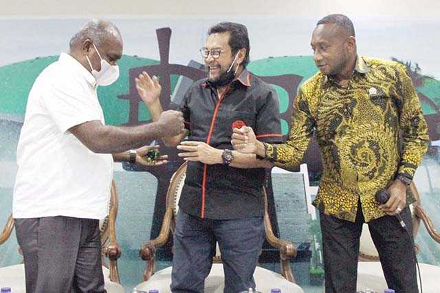 Bahas RUU Otsus Papua