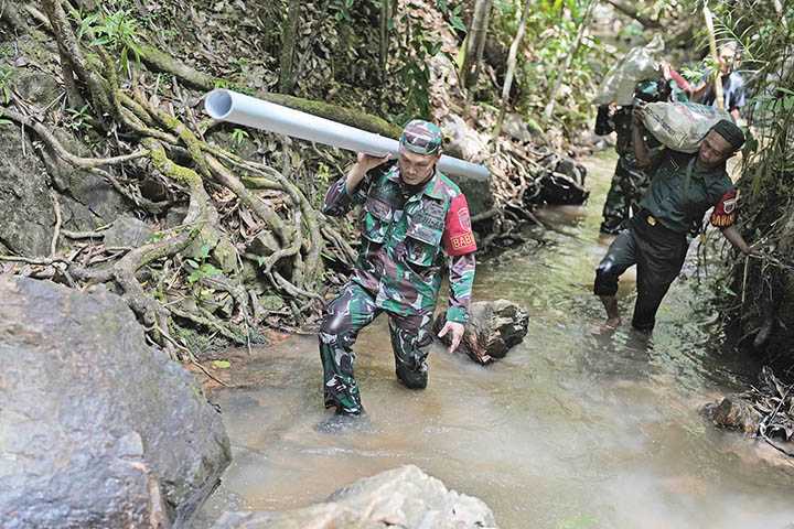 Bangun Tampungan Air