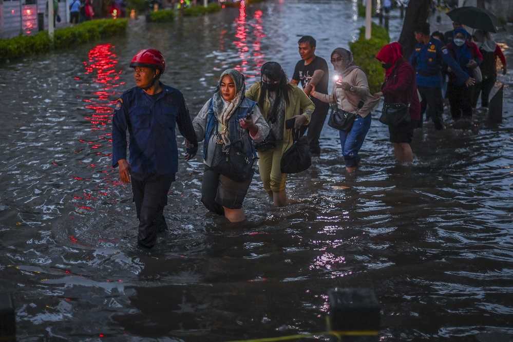 BANJIR DI SEJUMLAH WILAYAH JAKARTA