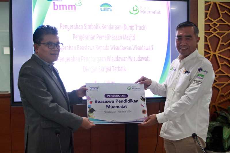 Bank Muamalat dan BMM Salurkan Beasiswa Pendidikan