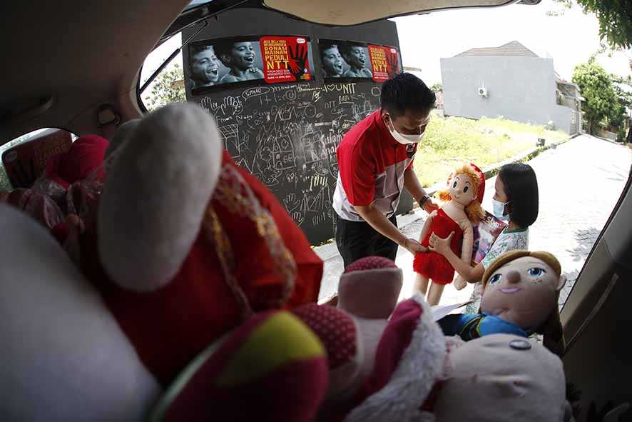 Bantuan untuk Pengungsi NTT