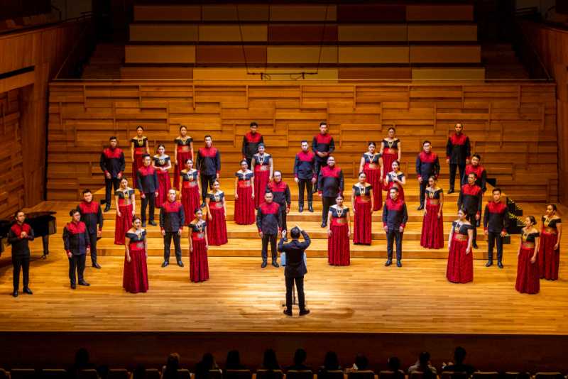 Batavia Madrigal Singer pukau penikmat musik klasik di Singapura
