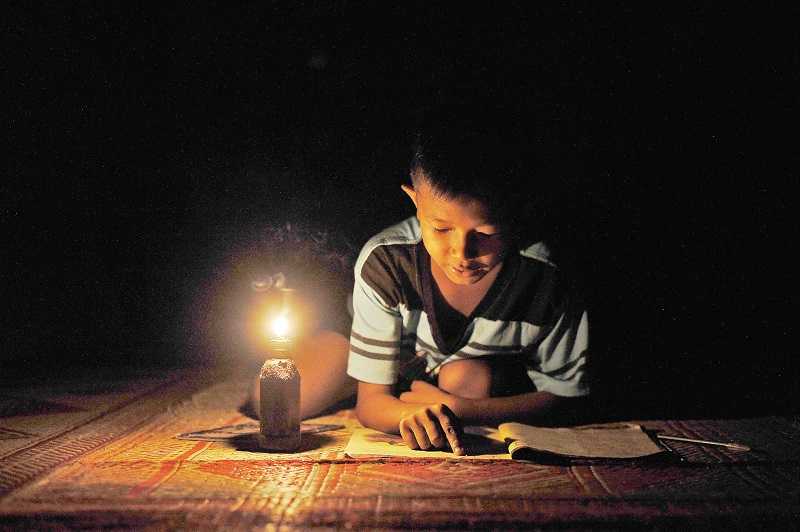 BELUM PEROLEH LAYANAN LISTRIK