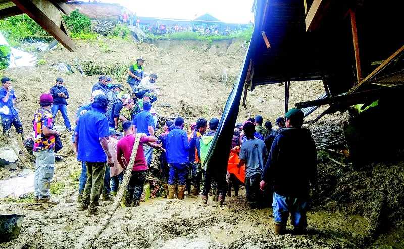 BENCANA TANAH LONGSOR