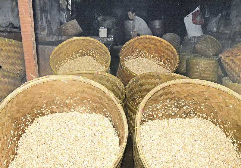 BERGANTUNG KEDELAI IMPOR, HARGA TEMPE NAIK