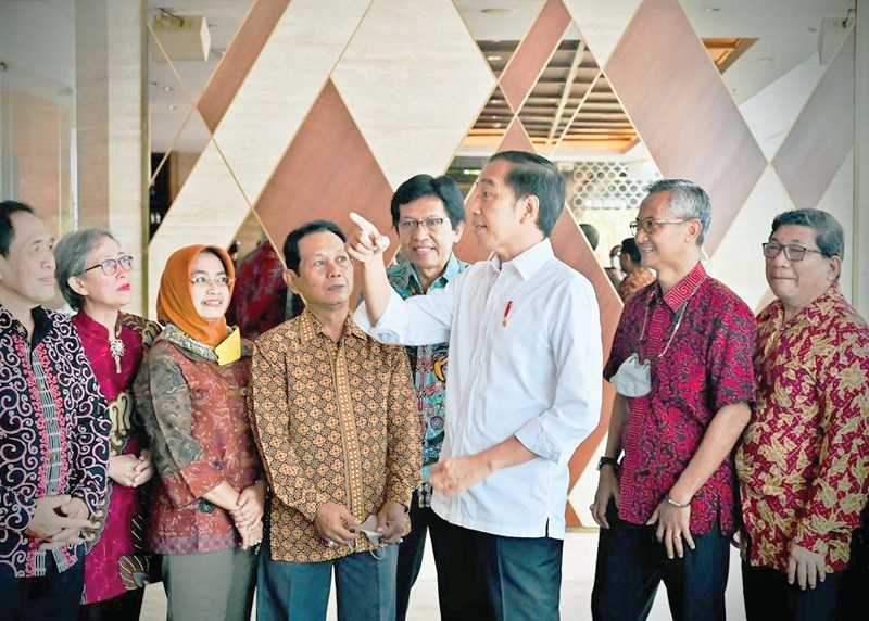 BERTEMU TEMAN KULIAH