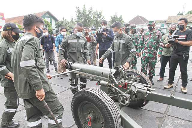Bongkar Pasang Meriam
