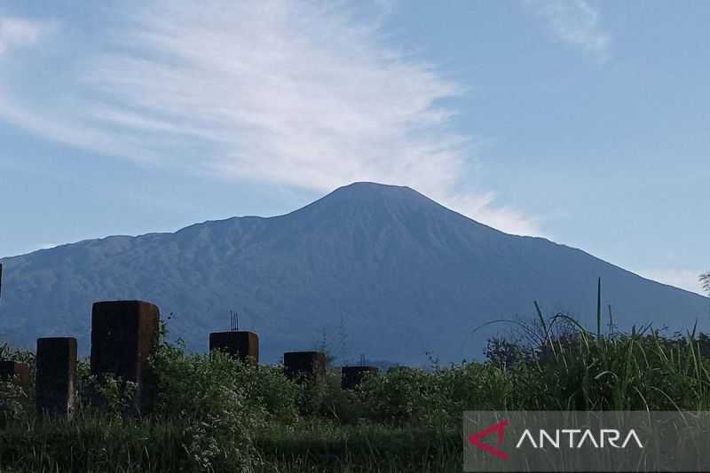 BPBD Imbau Warga Banyumas Tetap Tenang terkait Aktivitas Vulkanik Gunung Slamet