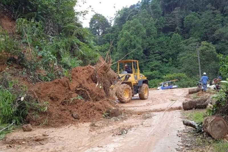 BPBD Lebak Minta Pemudik Waspadai Jalan Rawan Longsor