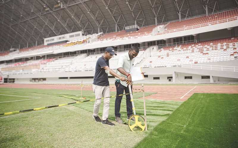 DELEGASI FIFA MENINJAU STADION GELORA SRIWIJAYA JAKABARING DI PALEMBANG
