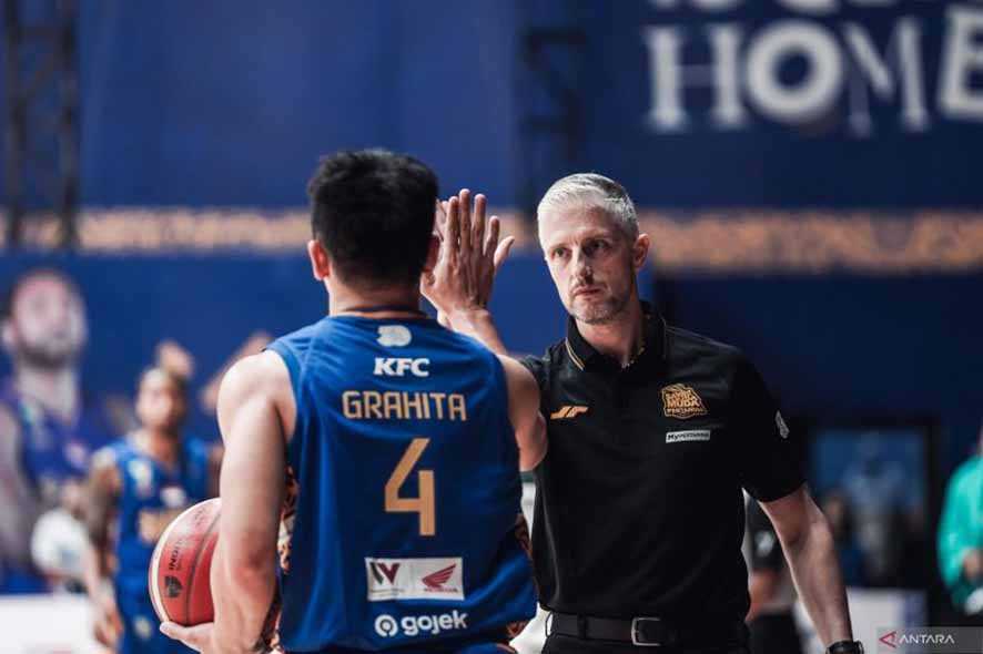 Dewa United Awali Musim IBL dengan Tumbangkan Satria Muda 101-92
