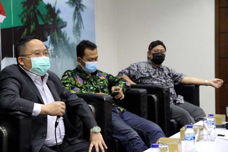 Dialektika Demokrasi, "Lawan Geliat Radikal-Terorisme di Tanah Air".