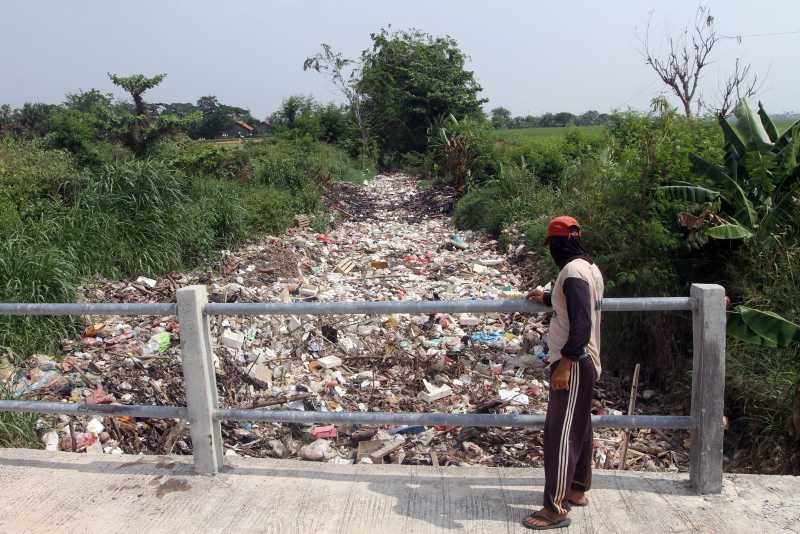Dipenuhi Sampah Plastik