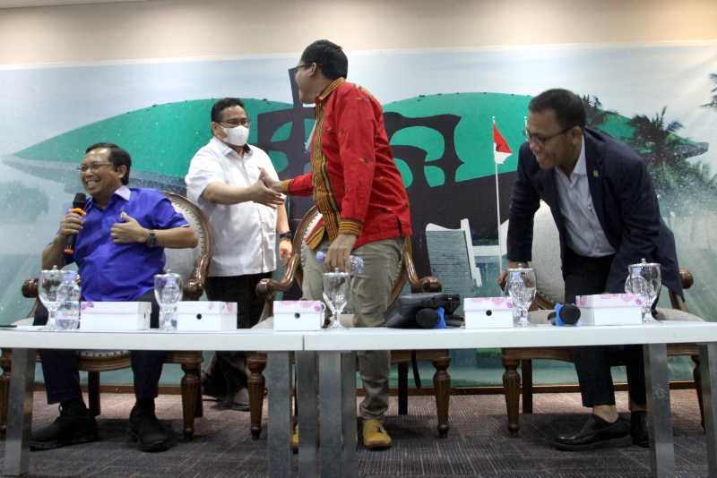 Diskusi :  "Benarkah Pemilu 2024 Akan Curang ?"