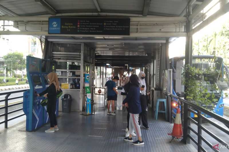 Fotonya Disebar, Ini Ciri-ciri Pria yang Kerap Lakukan Aksi Mesum di TransJakarta