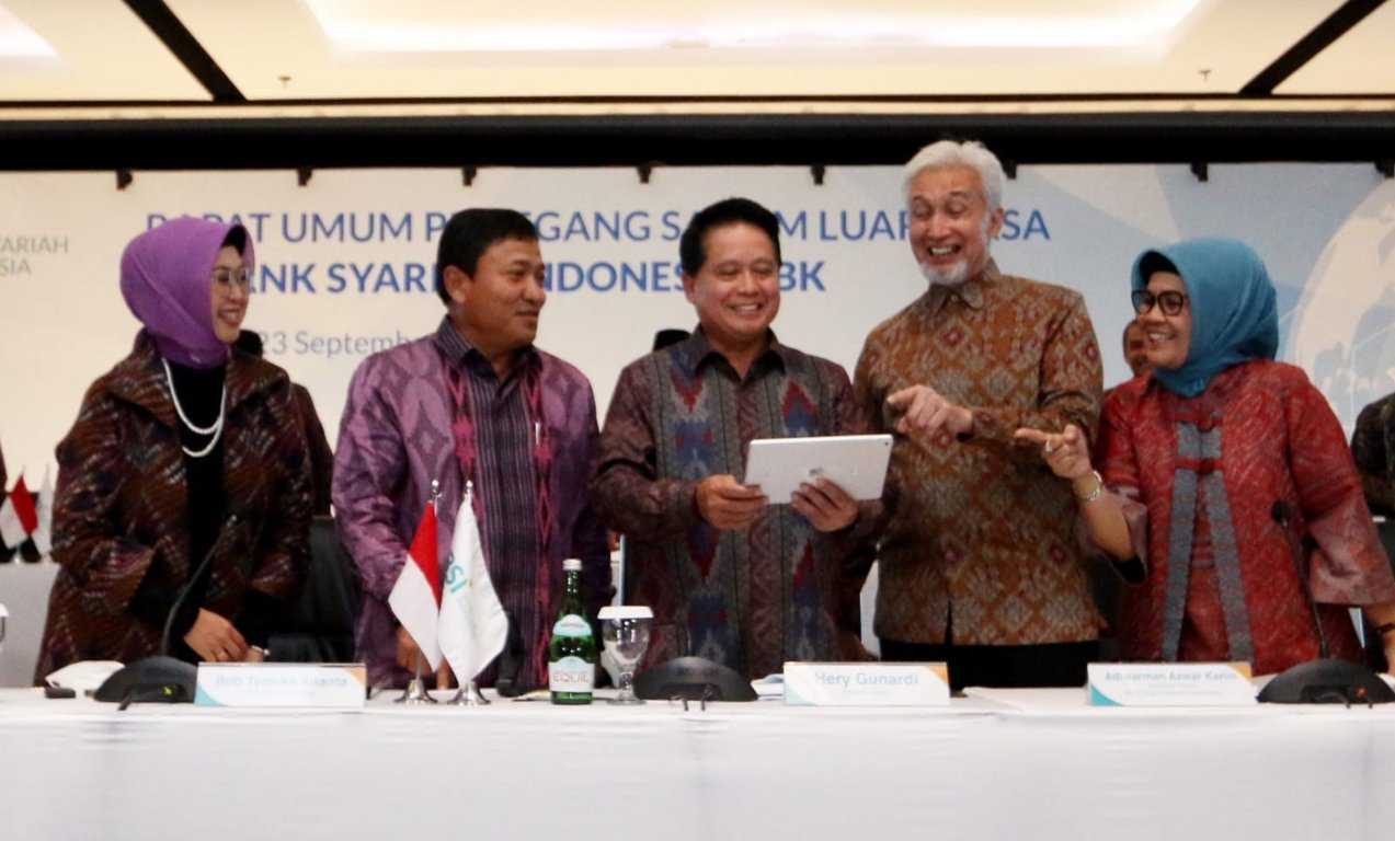 Gelar RUPSLB