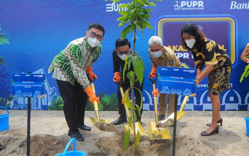Gerakan Tanam Pohon di Perumahan