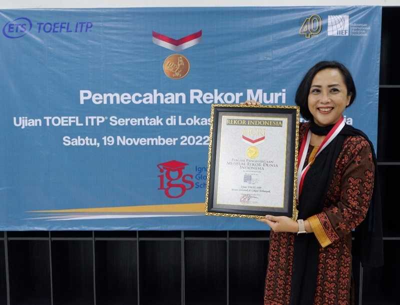 IIEF Pecahkan Rekor Muri Ujian TOEFL ITP Serentak di Lokasi Terbanyak