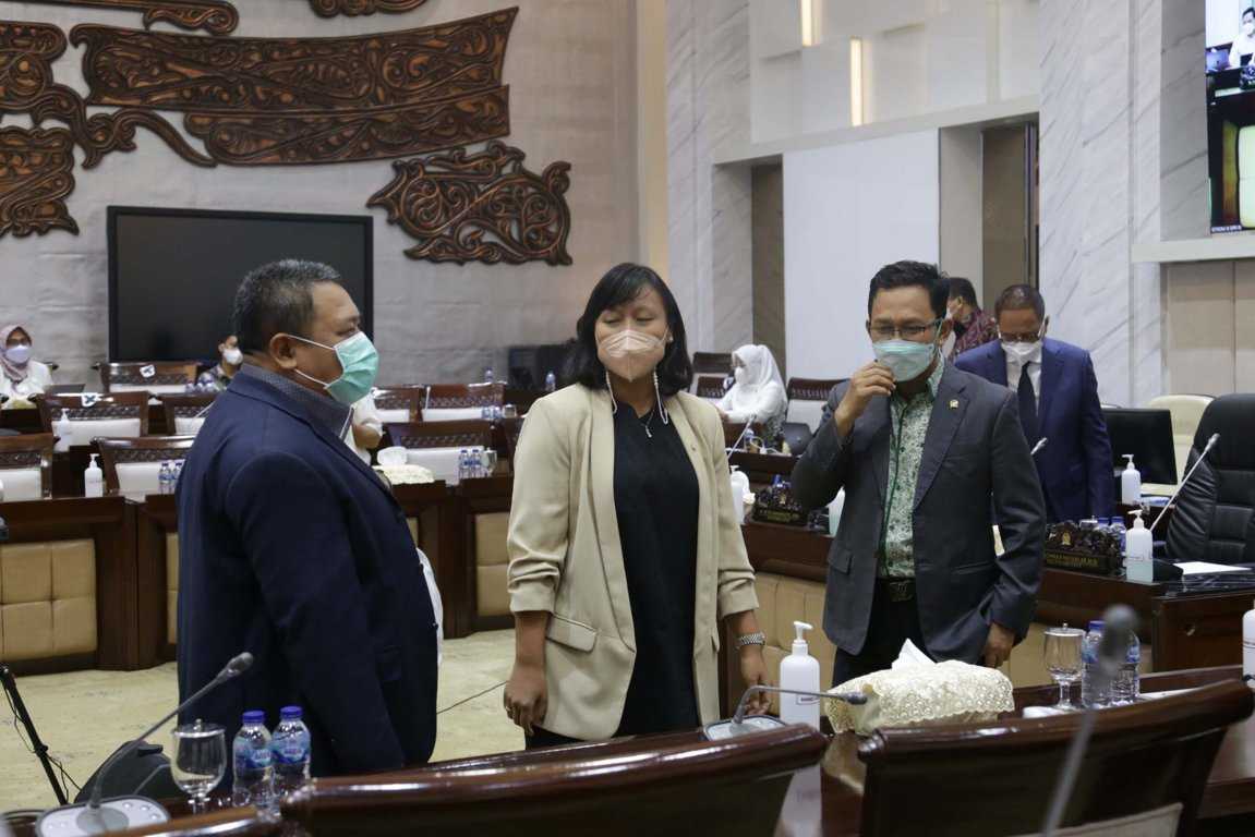 Ikuti Raker