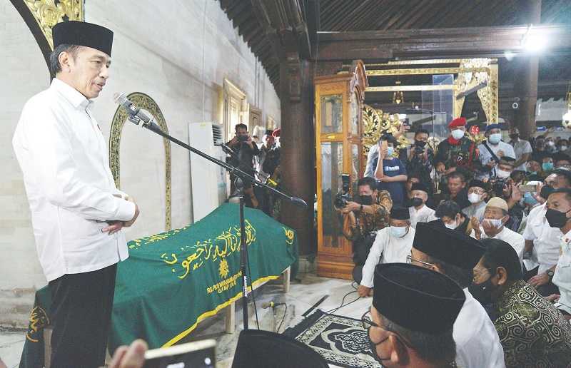 INDONESIA KEHILANGAN CENDEKIAWAN BERILMU TINGGI DAN BERHATI LUHUR