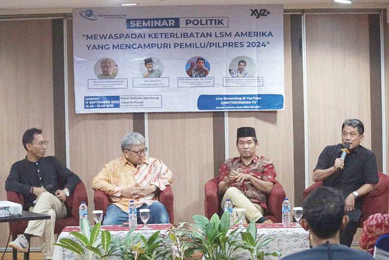 Intervensi Demokrasi dari LSM