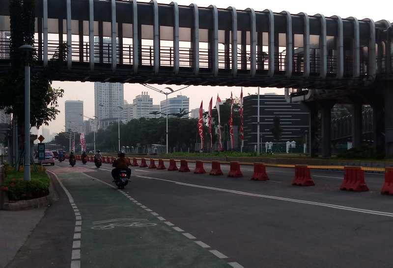Jalan Jenderal Sudirman Lengang