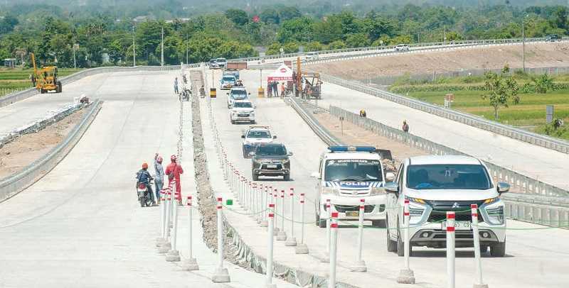 JALAN TOL SOLO-JOGJA DIBUKA FUNGSIONAL