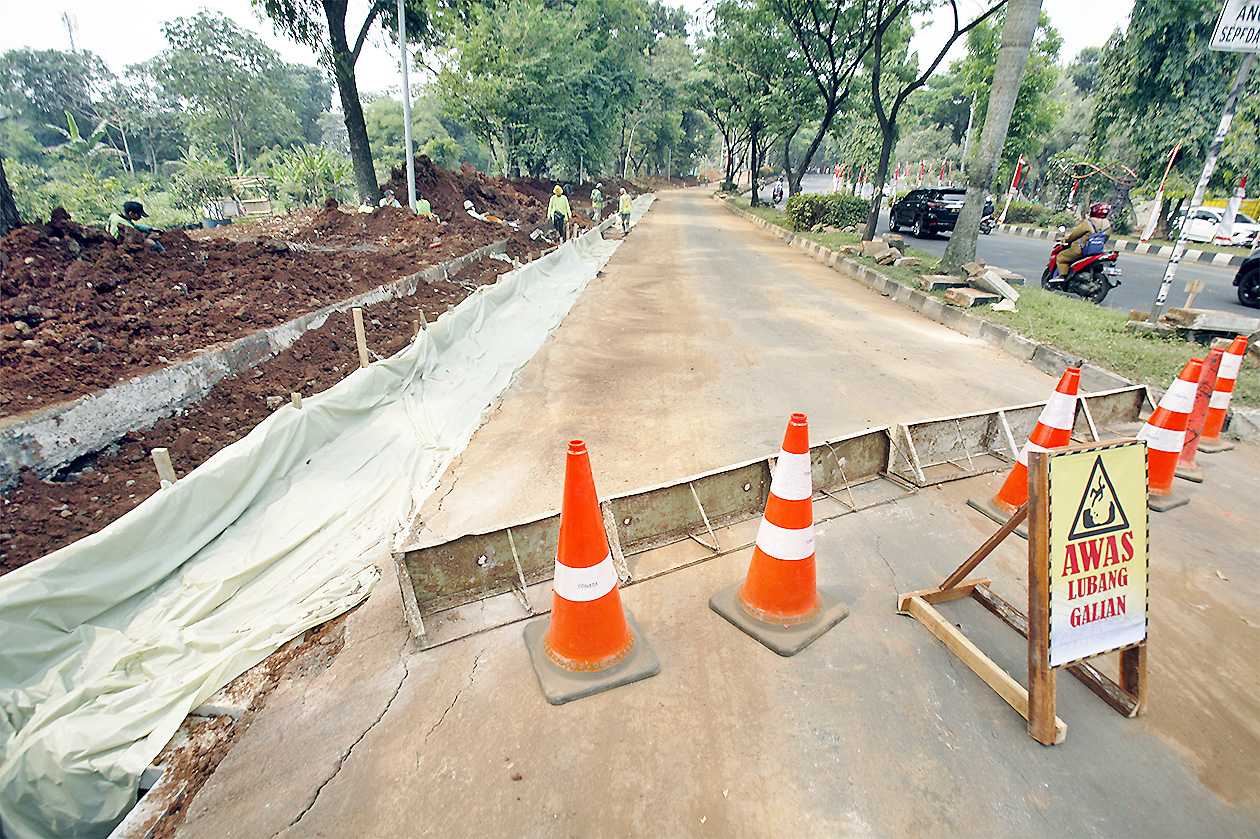 Jalur Pedestrian di Jalan Tegar Beriman