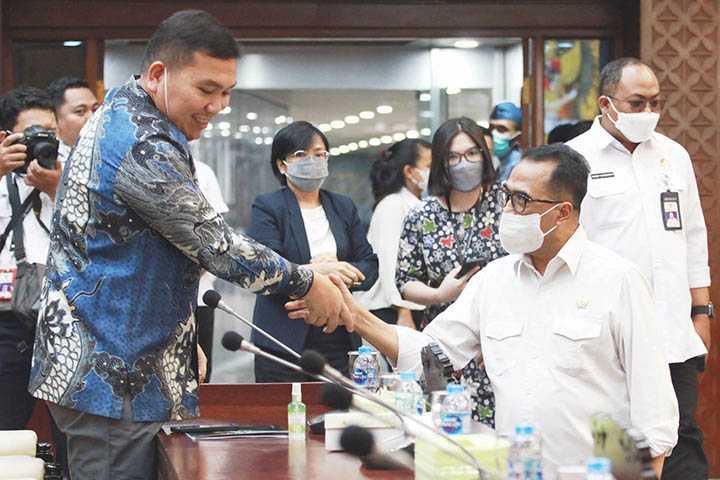 Jelang Raker
