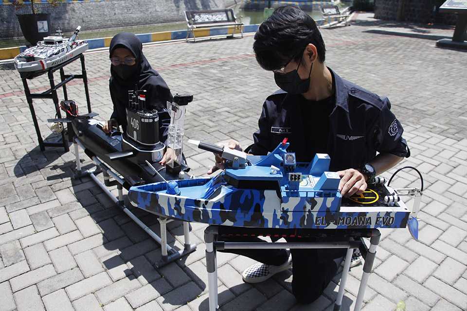 Kapal Robot Jawa Tengah