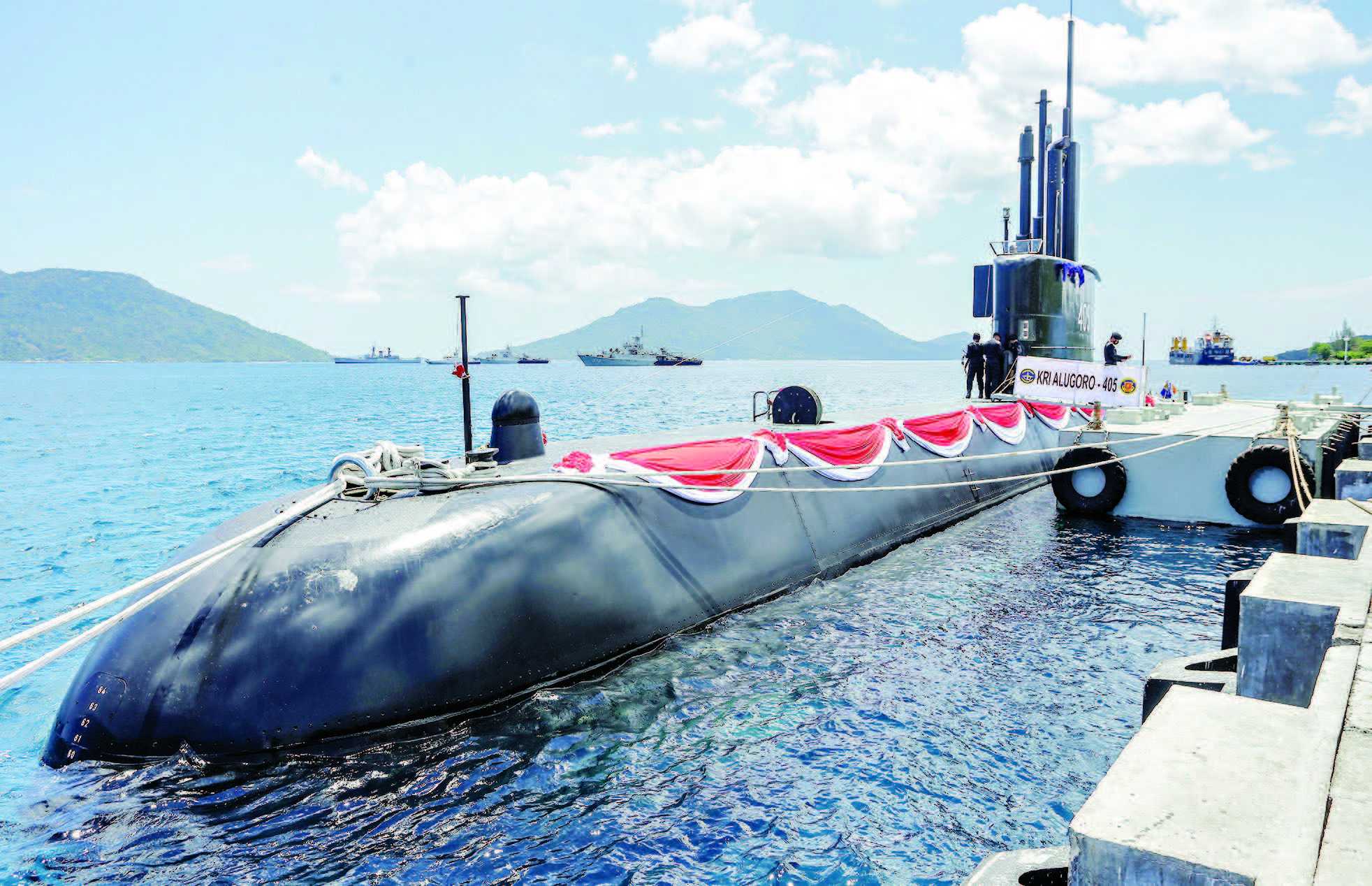 KAPAL SELAM KRI ALUGORO-405