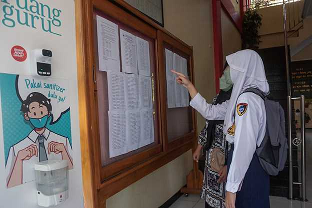 Keluhkan PPDB "Online"