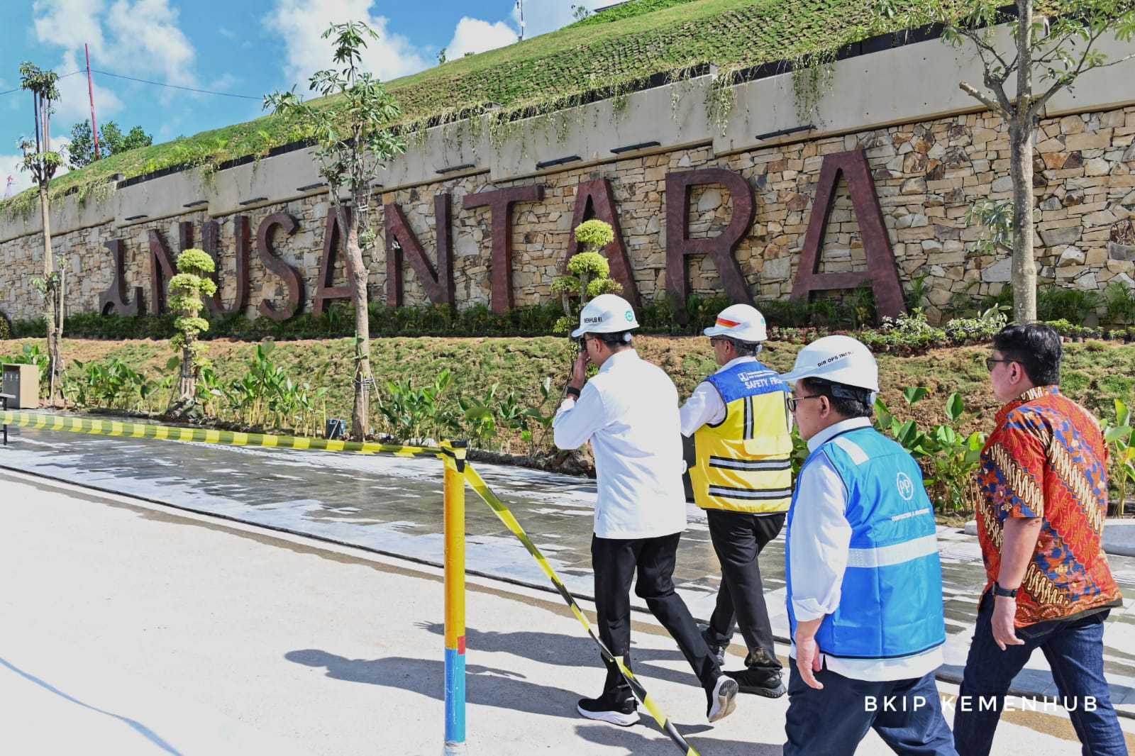 Kemenhub Dukung Penyediaan Kendaraan Listrik di Kawasan IKN