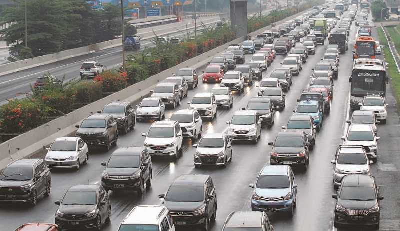 KENDARAAN ARUS BALIK MENUJU JAKARTA MENINGKAT 41,73 PERSEN