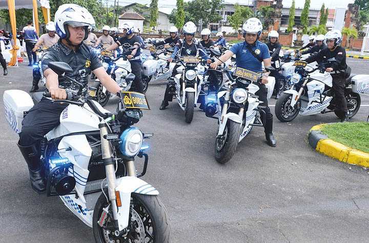 Kendarai Motor Listrik