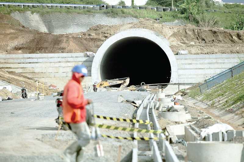 KERETA CEPAT JAKARTA-BANDUNG SUDAH 78,65%