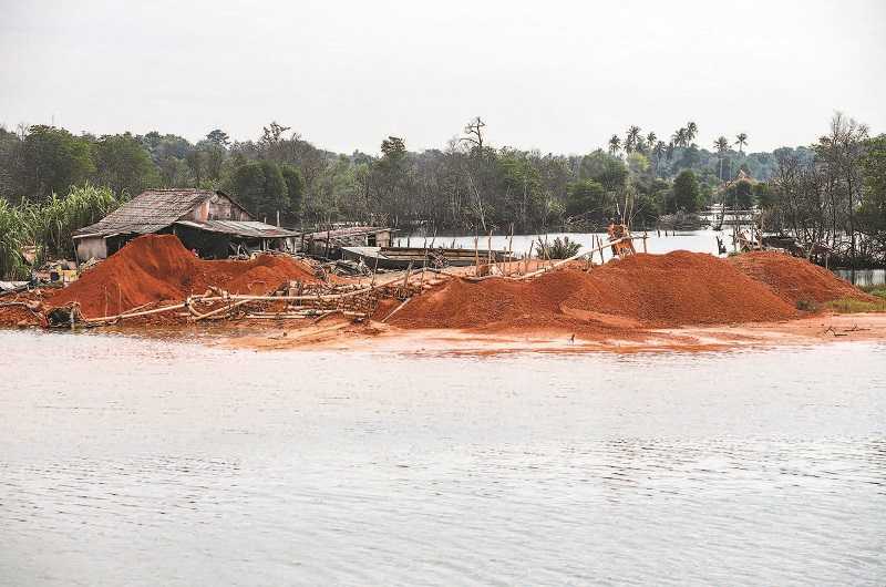 KERUSAKAN HUTAN MANGROVE