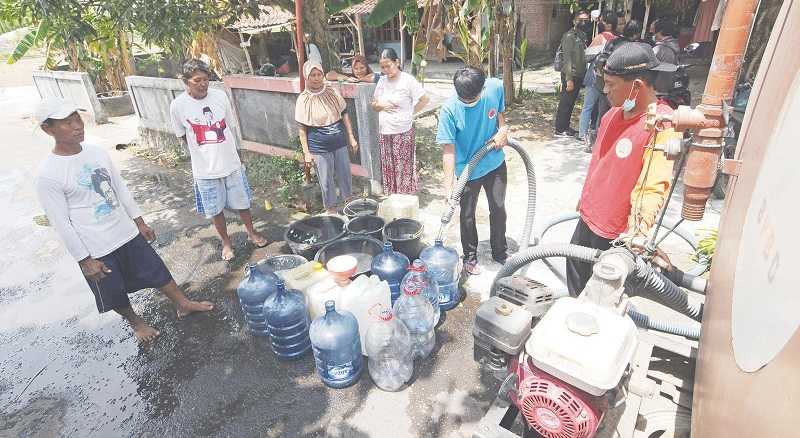 KESULITAN AIR BERSIH