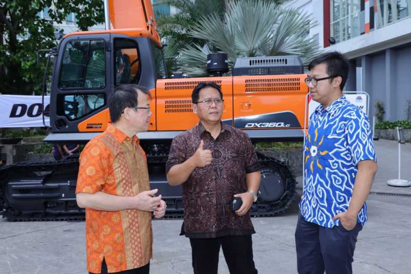 KOBEX Memperkenalkan Excavator Doosan DX 360 LC di Makassar