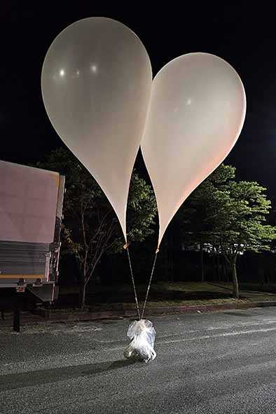 Korut  Kembali Kirim Balon