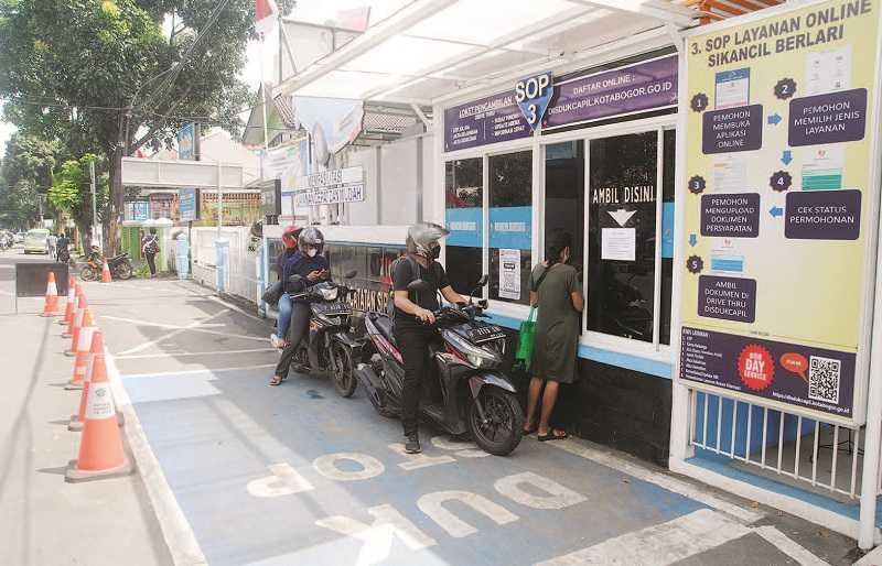 KTP ELEKTRONIK "DRIVE THRU"