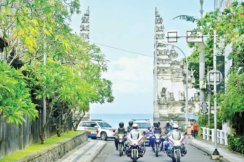 KUTA, BALI BERLAKUKAN GANJIL-GENAP