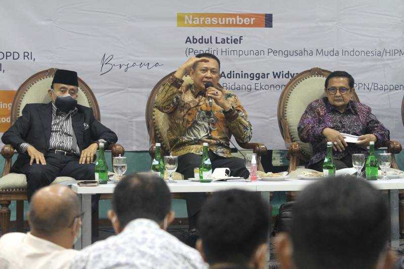 Langkah MPR meloloskan Pokok-Pokok Haluan Negara
