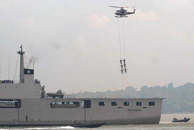 Latihan Hadapi Aksi Teror