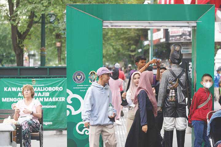 Lepas Masker di Malioboro